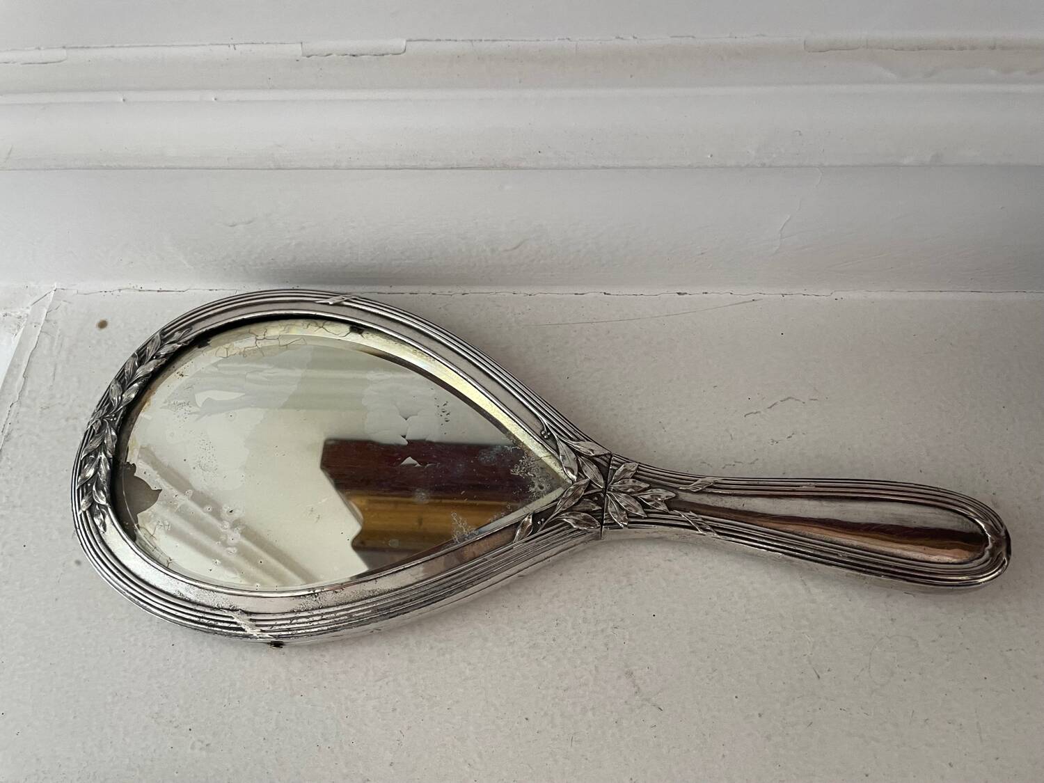 Gallia mirror Face to hand Silver metal hairbrush 19th century dressing table
