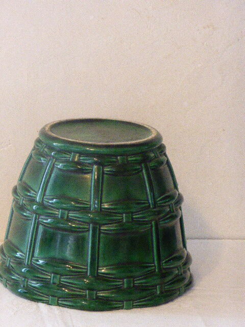 Green enamelled ceramic diramic pot cache signed b. Letalle, Saint Clement, France, numbered 4086.00, basket model, old