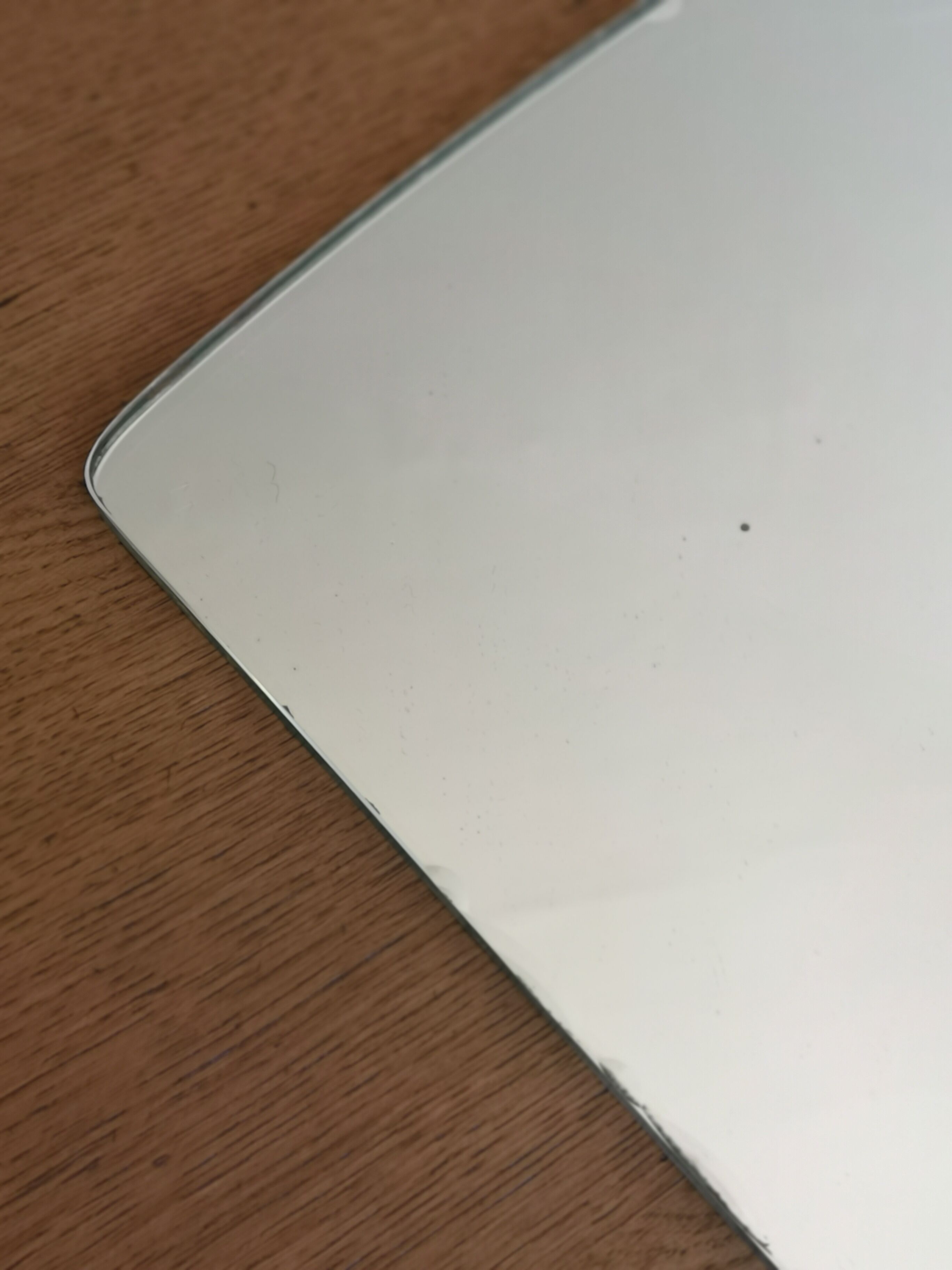 Chiseled mirror - 46x65cm