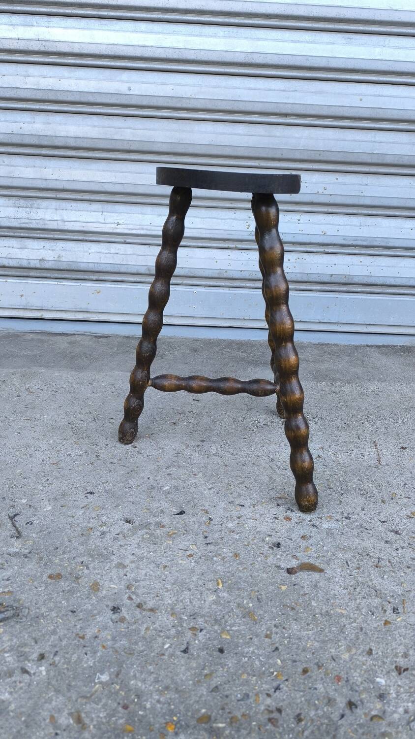 Tripod stool