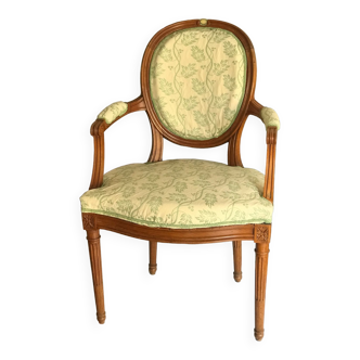 Fauteuil médaillon ébéniste 19eme de style Louis XVI