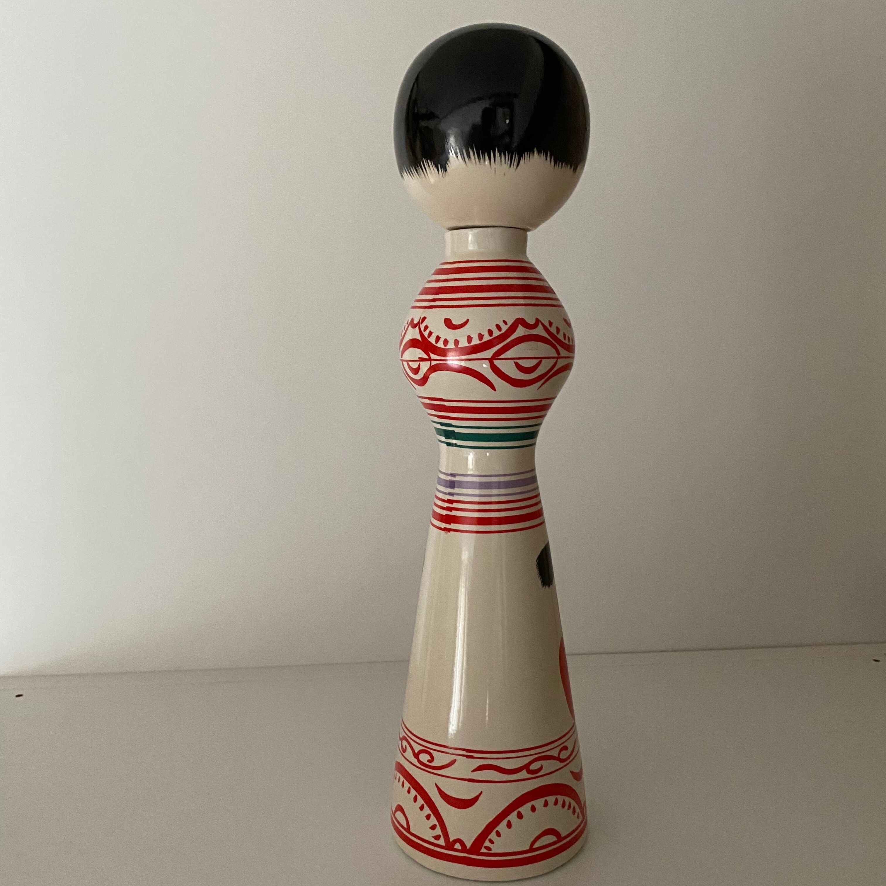 Kokeshi Bottle