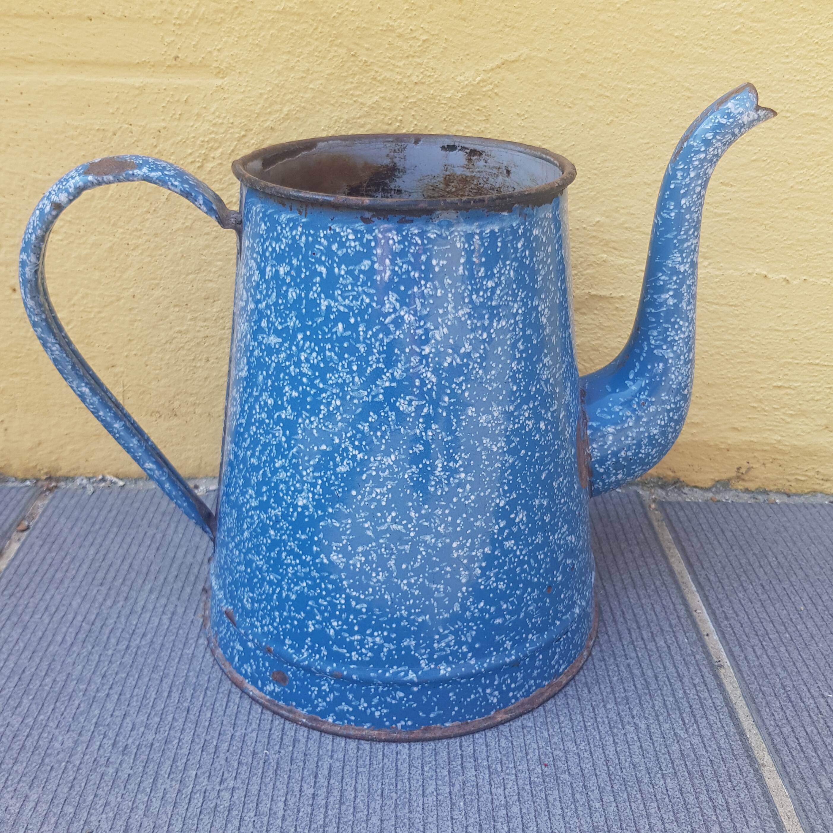 Blue enamelled sheet metal coffee maker