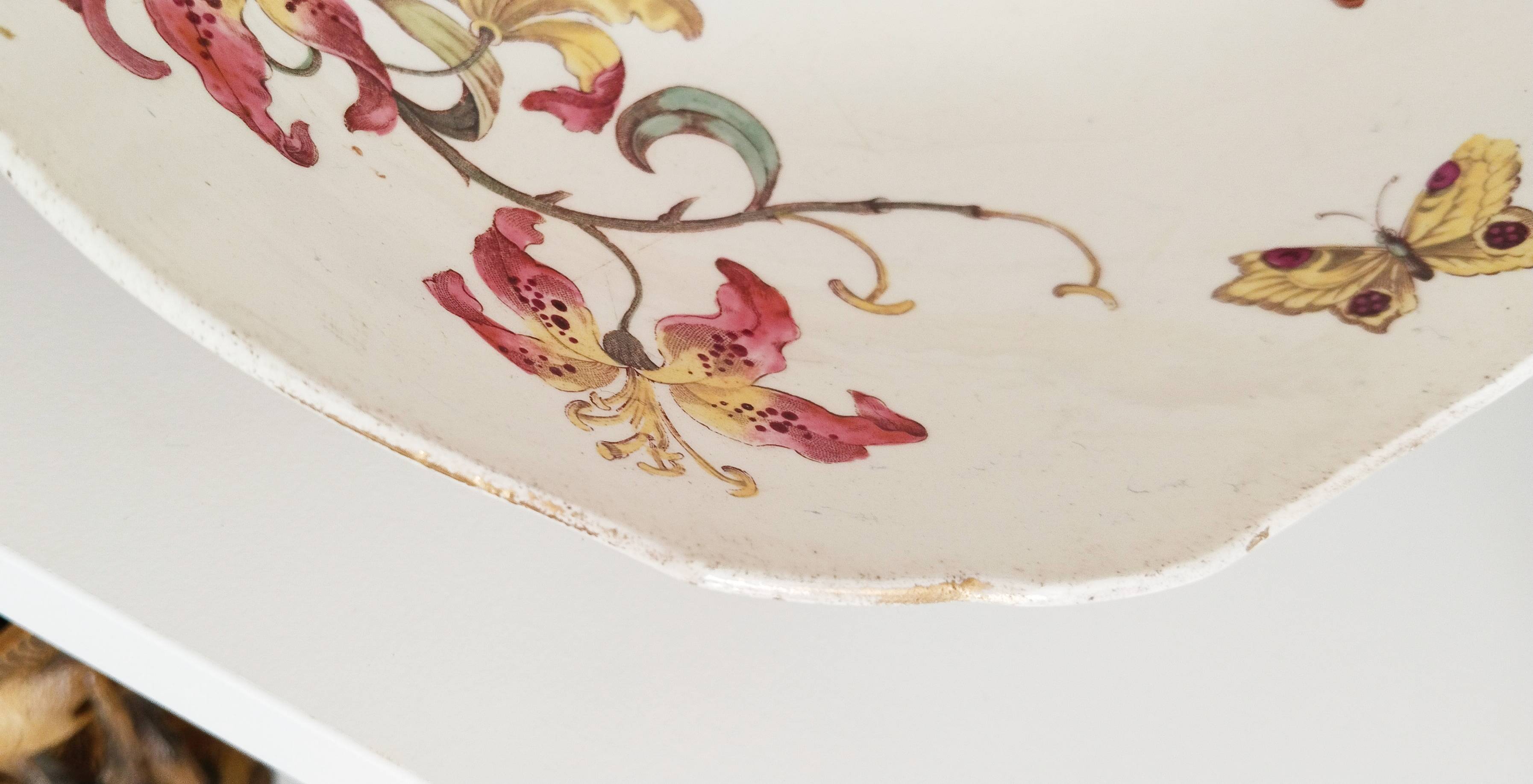 Fruit bowl with polychrome design in Lunéville earthenware, round dish