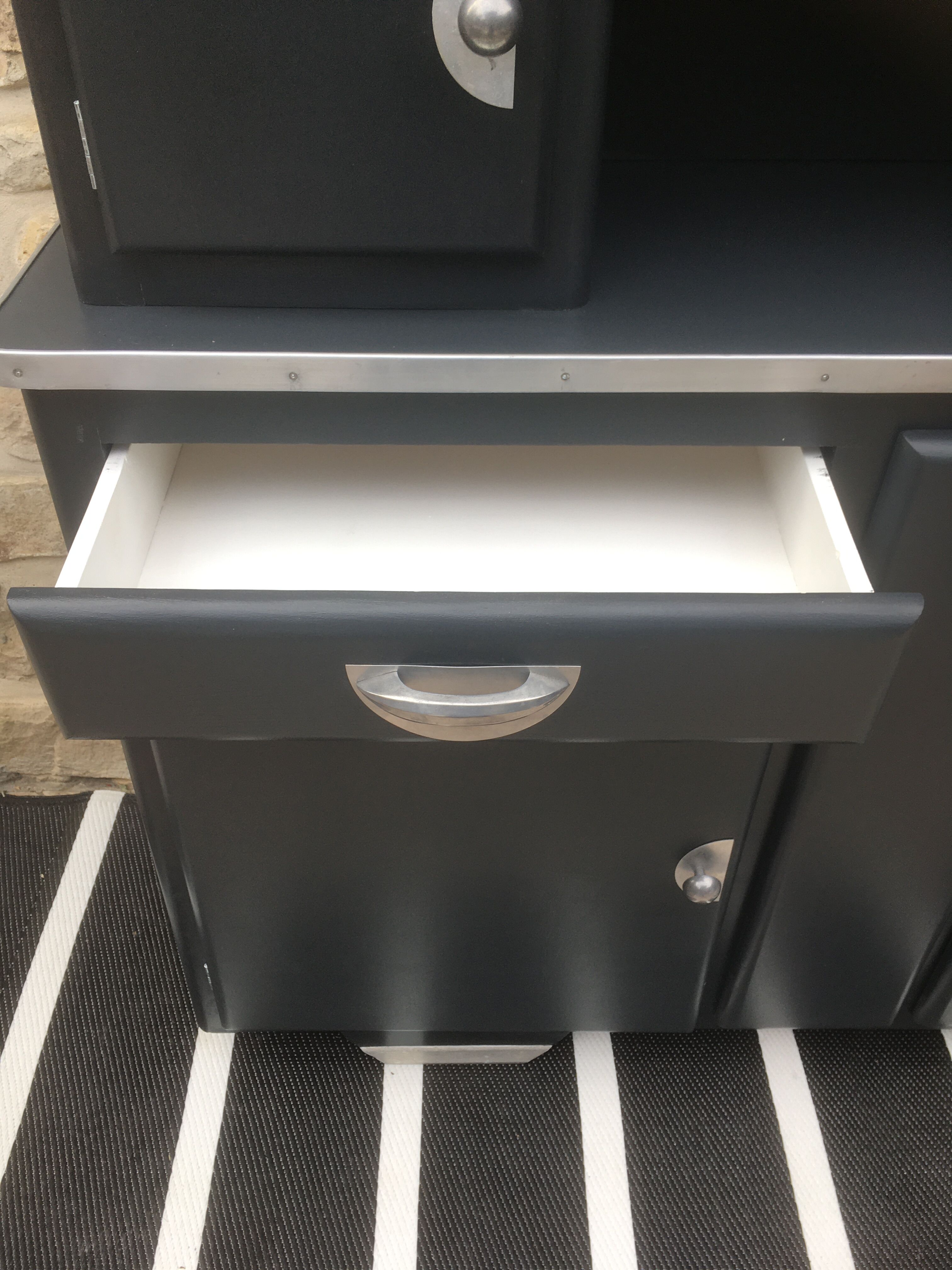 Black mado sideboard