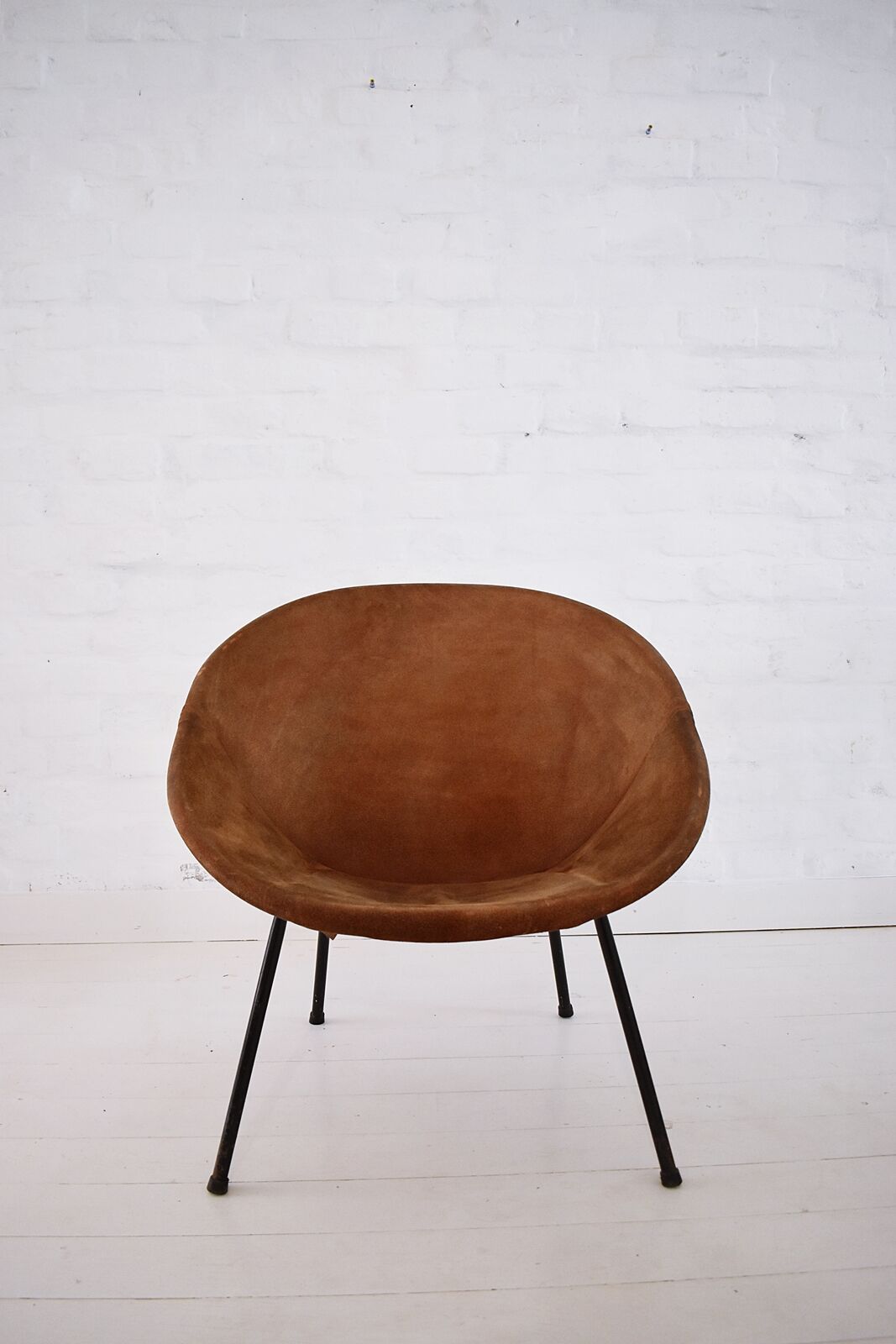 Vintage balloon suede easy chair, 1960s, Hungary