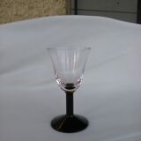 Crystal glasses with black base