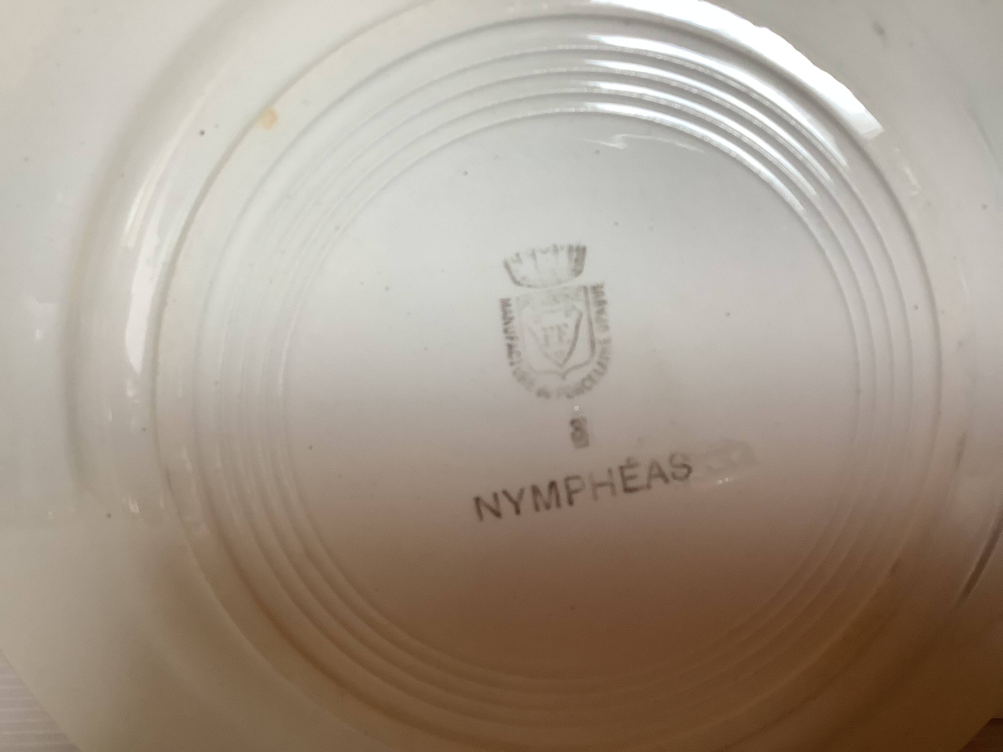 Six old flat plates, earthenware, 1930s, Nymphéas model.