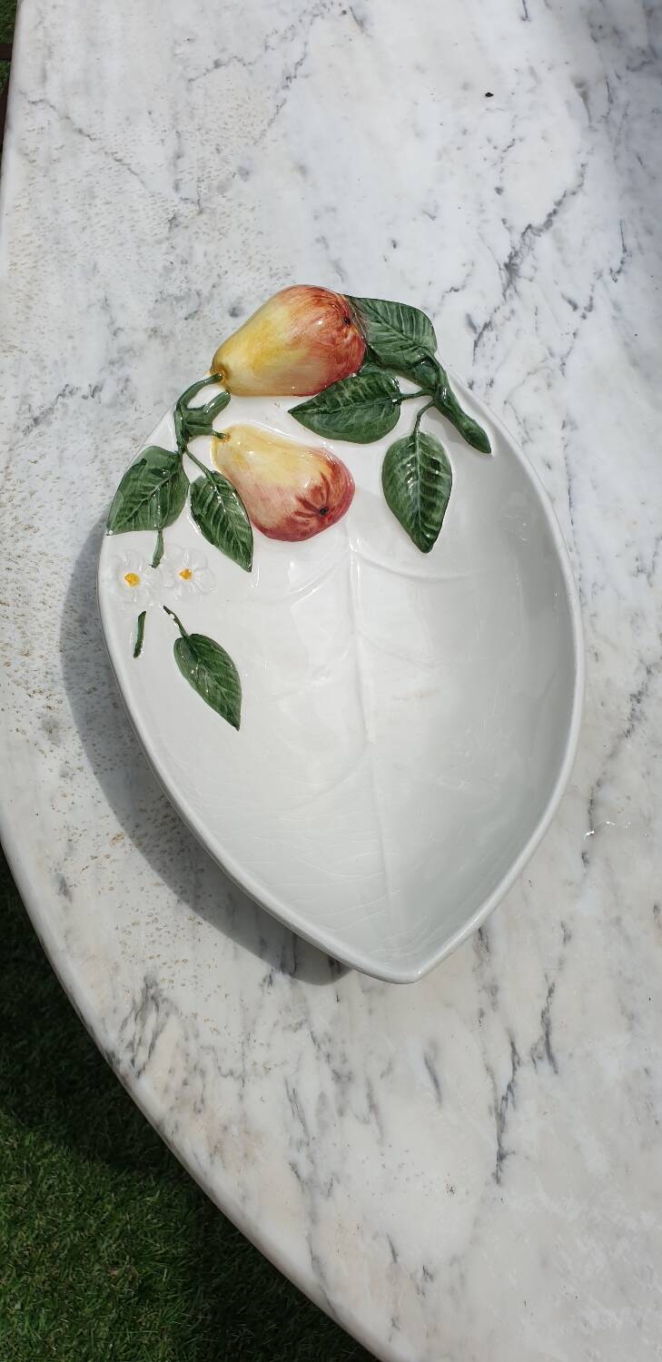 Pear slip fruit bowl