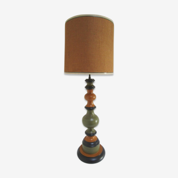 Lampe pied bois tourné kaki ocre abat-jour jute vintage