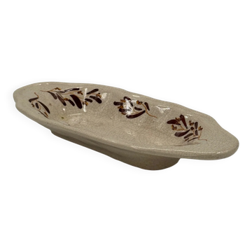 Small oval ceramic dish with crackled glaze, hand-painted.