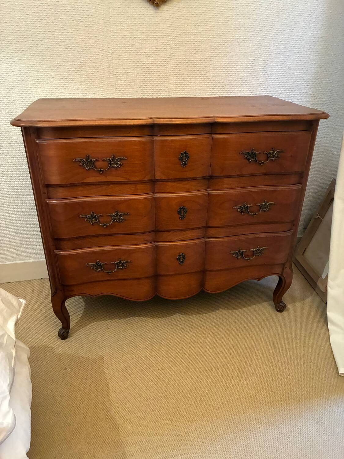 Cherrywood chest of drawers