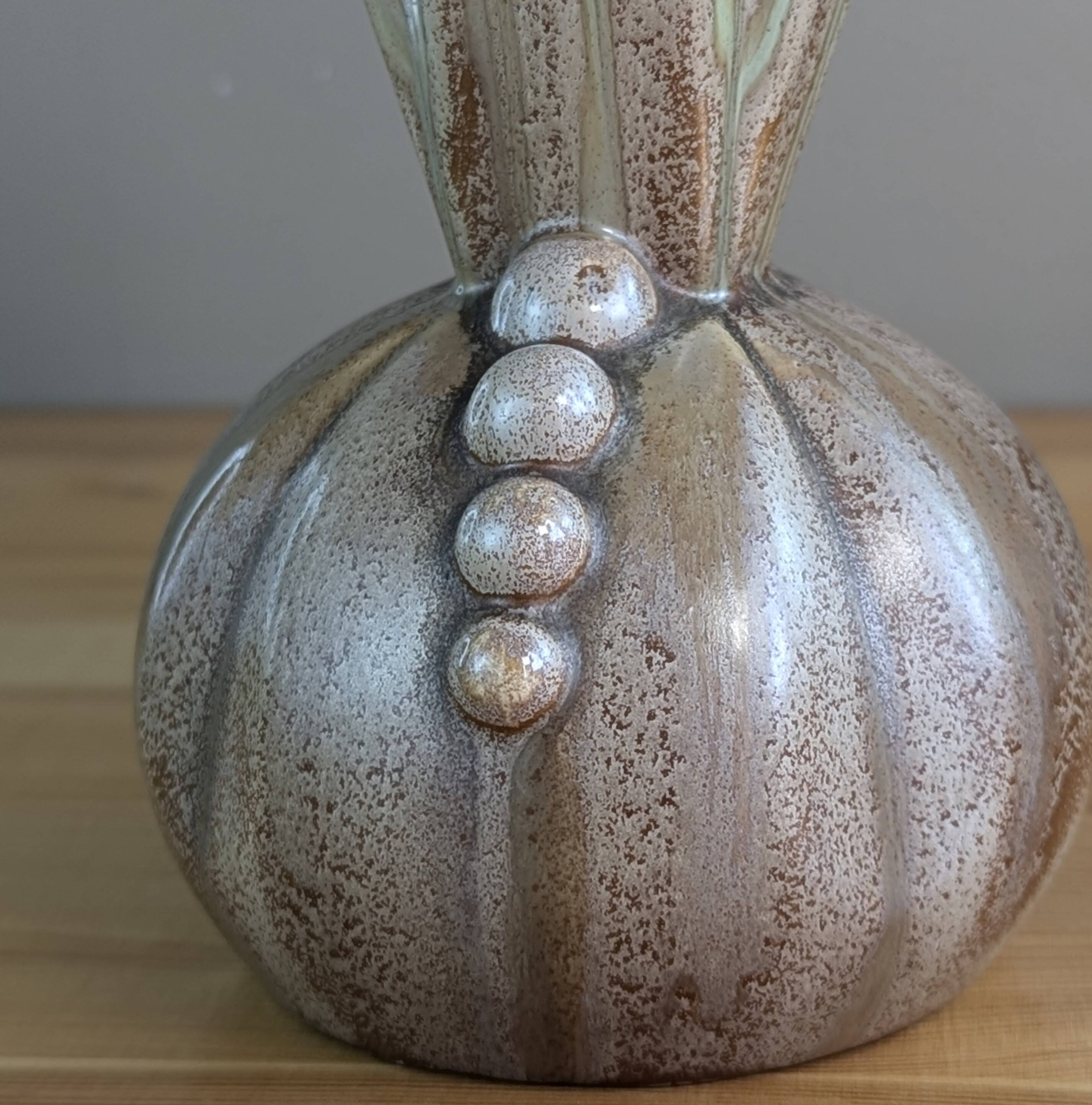 Belgium 4-sided neck ball vase