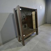 Vitrine vintage en bois massif avec verre fumé