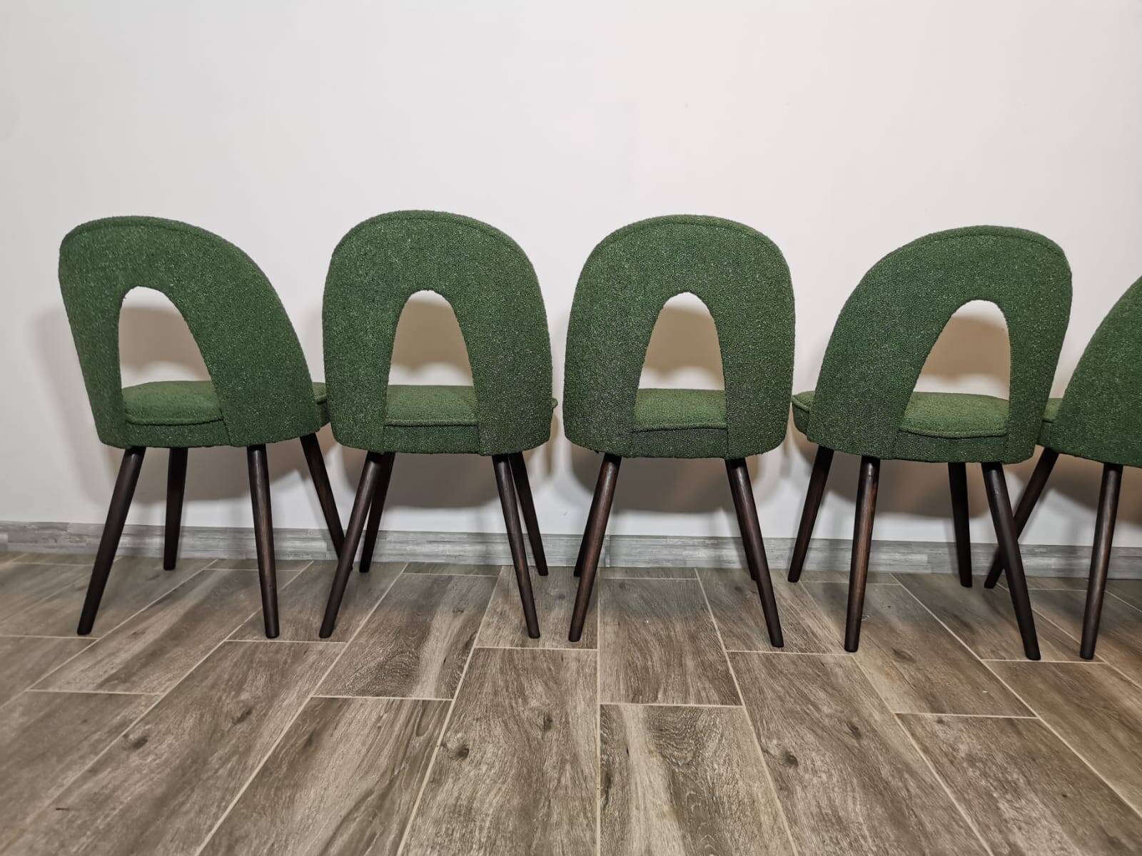 Chaises de salle à manger par Antonin Suman, 1960s, Set de 8