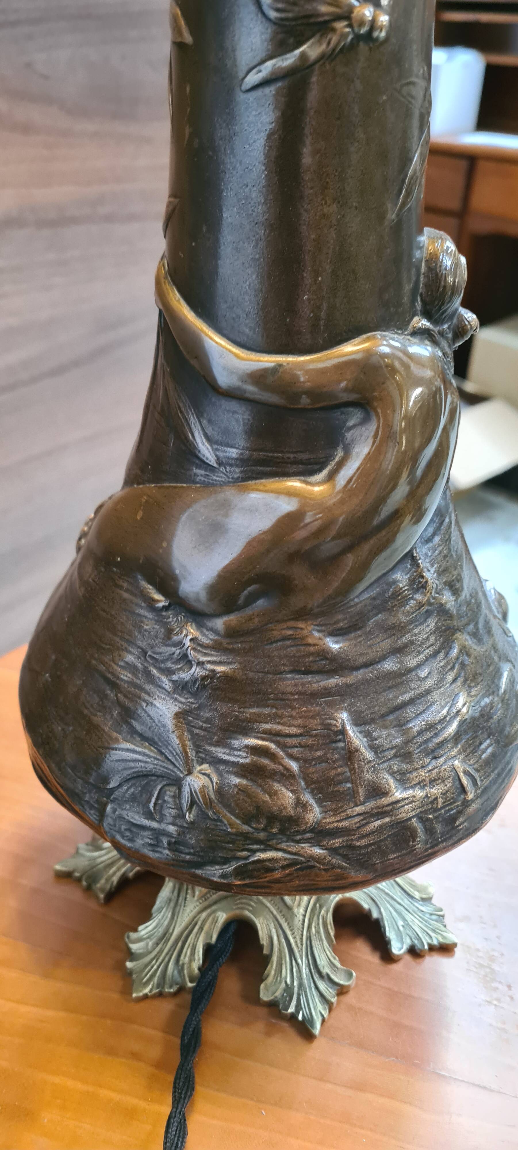Large bronze lamp nynph in the bath 63x38 superb tiffany style lampshade