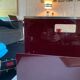 Porte-revue 1970 plexiglass bordeaux