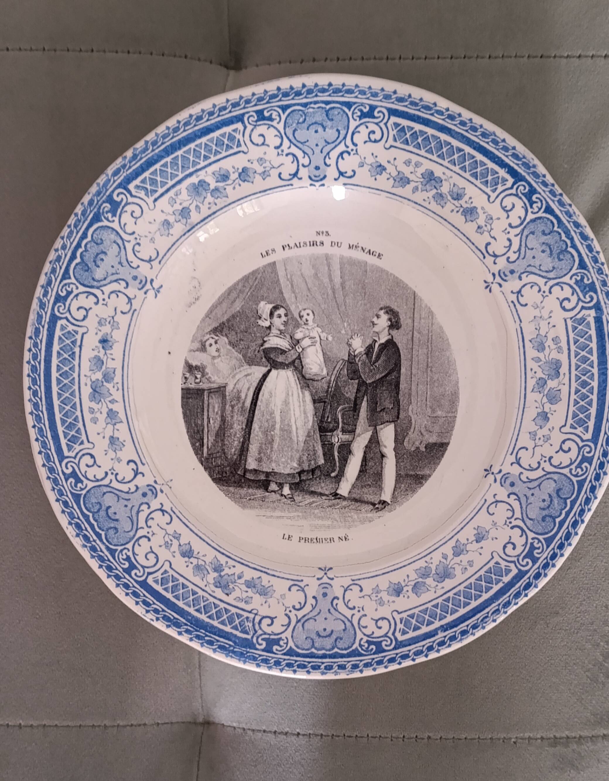 Set of 12 plates the pleasures of housekeeping