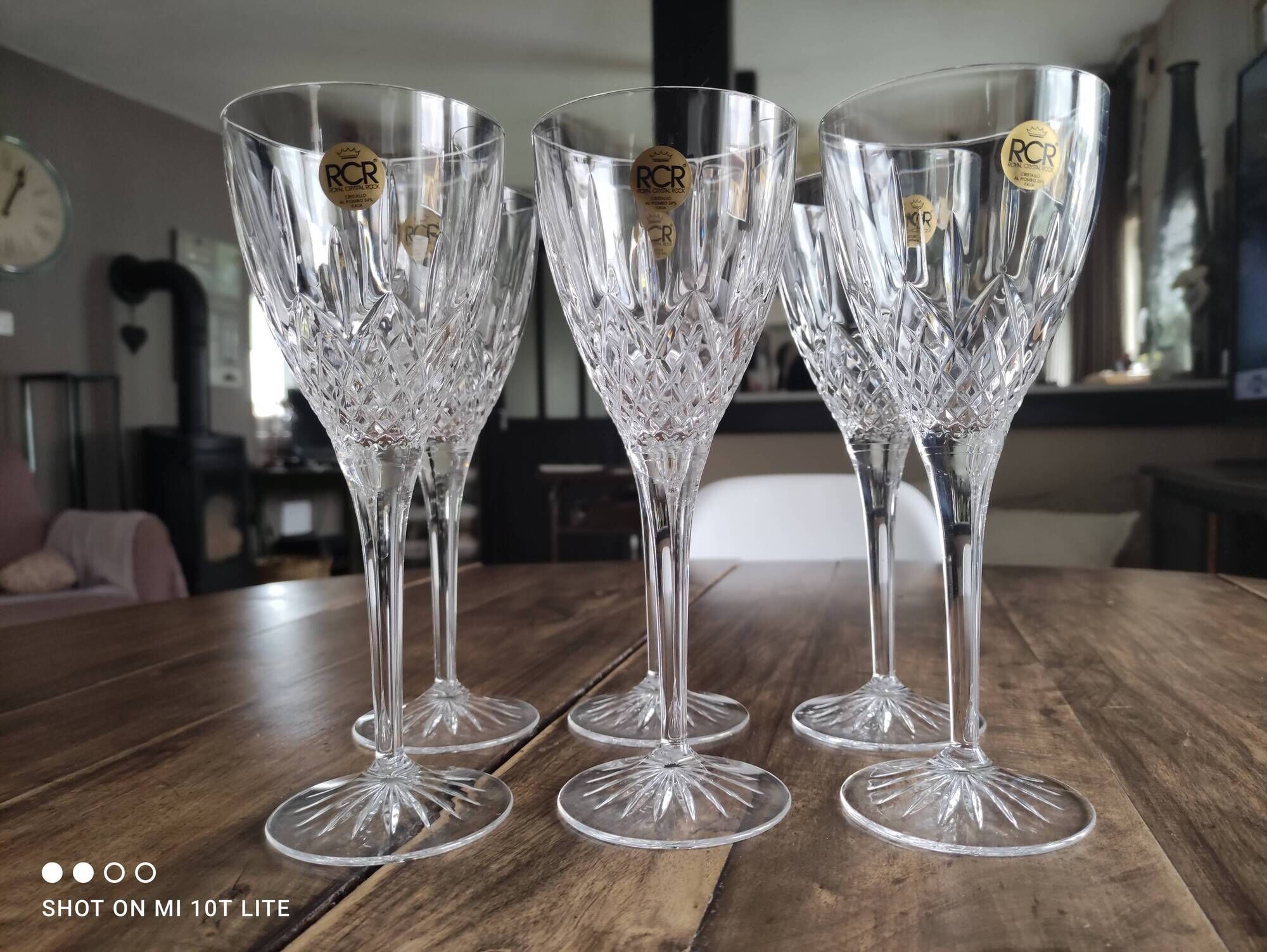 Lot 2 Verres à Vin Rouge Cristal Sans Plomb DIAMANTE – Style Vintage Élégant, 240 Ml, Ultra Transparent, Fabriqué En UE
