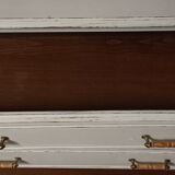 Commode patinée