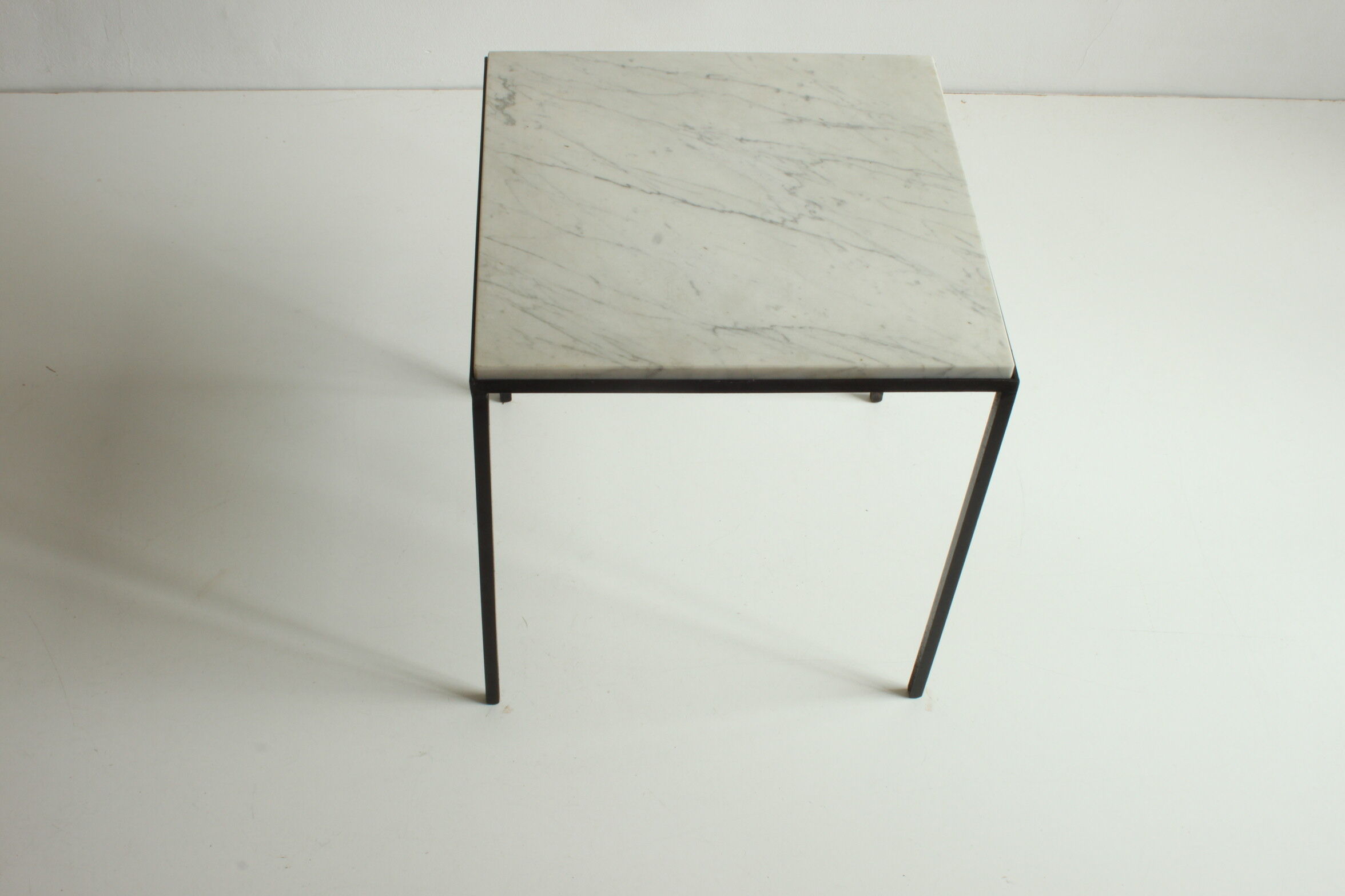 Square carrara marble side table, 1960