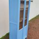 Armoire vitrine parisienne en bois peinte, 1950