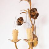 Vintage wall light in gold metal with flower and leaf decoration
