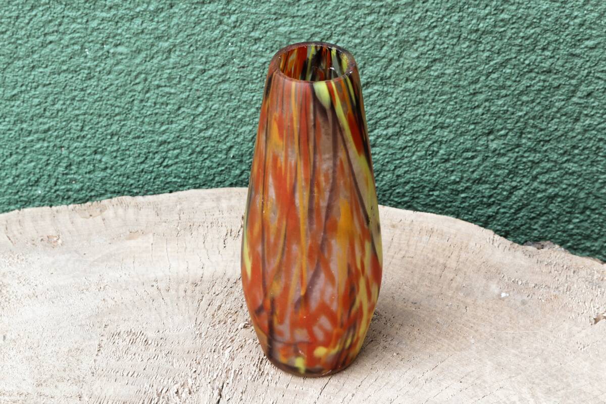 Vase en pate de verre, soufflé