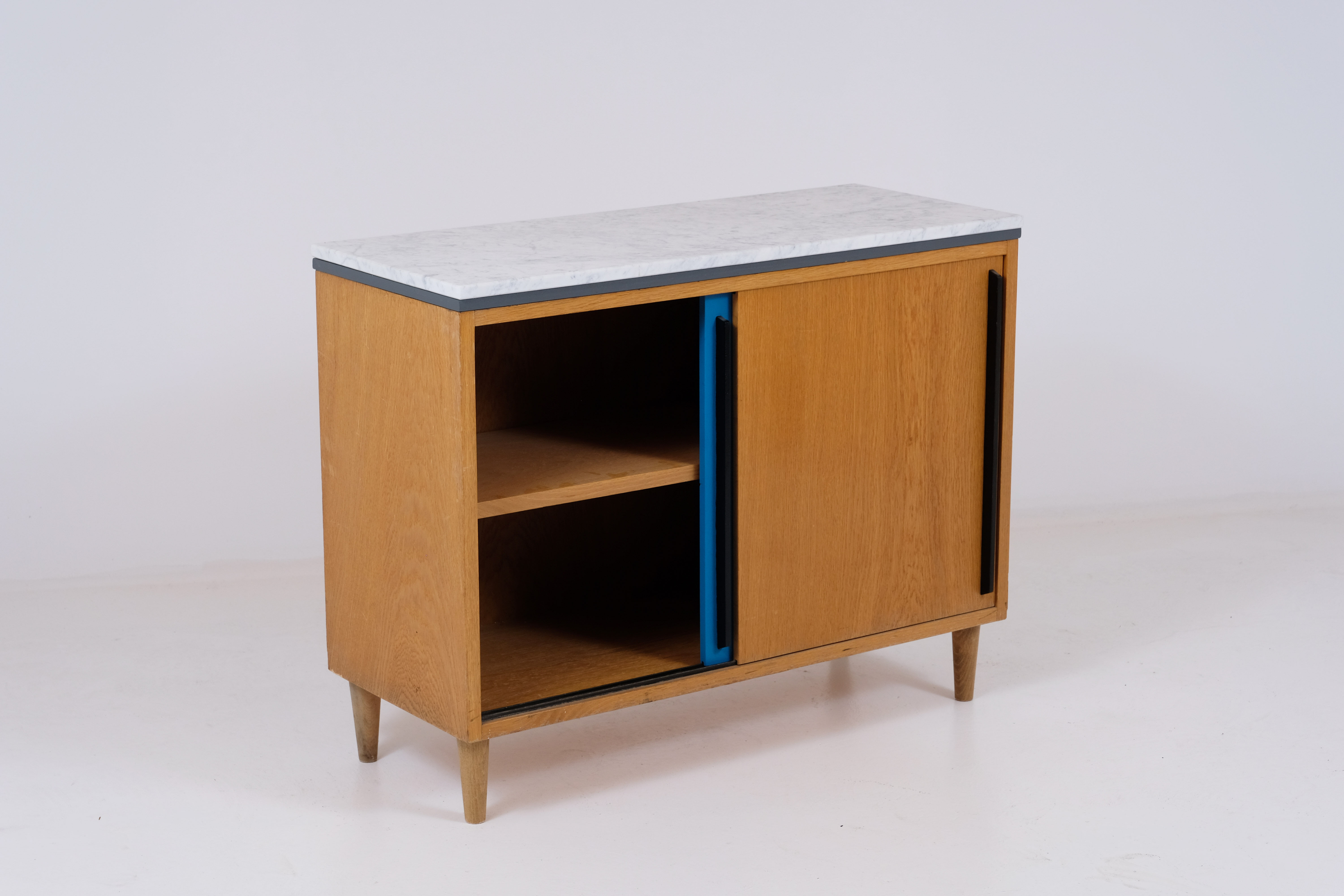 60s oak chest of drawers with marble tray