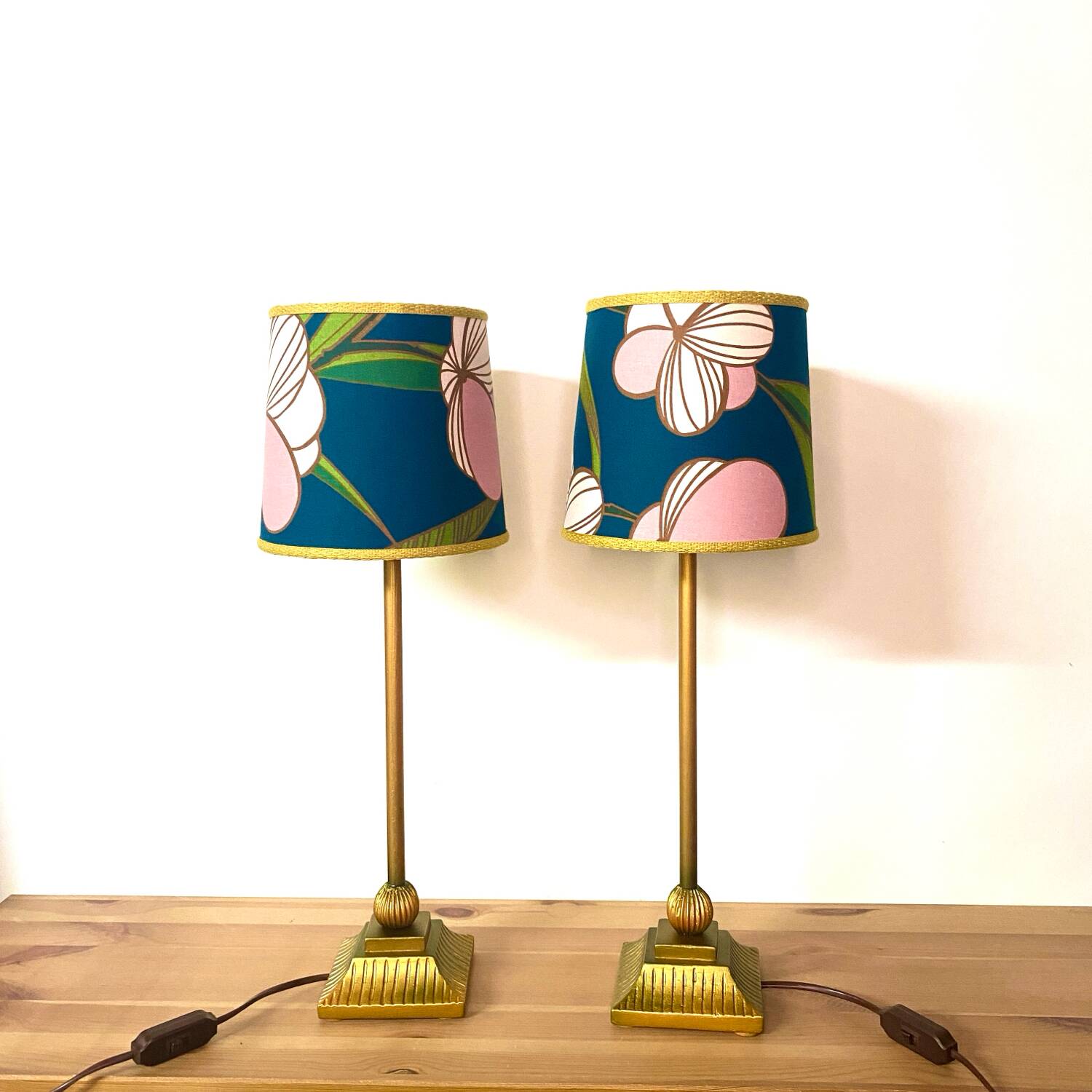 Paire de lampes vintage upcyclée - Iphigenie rose