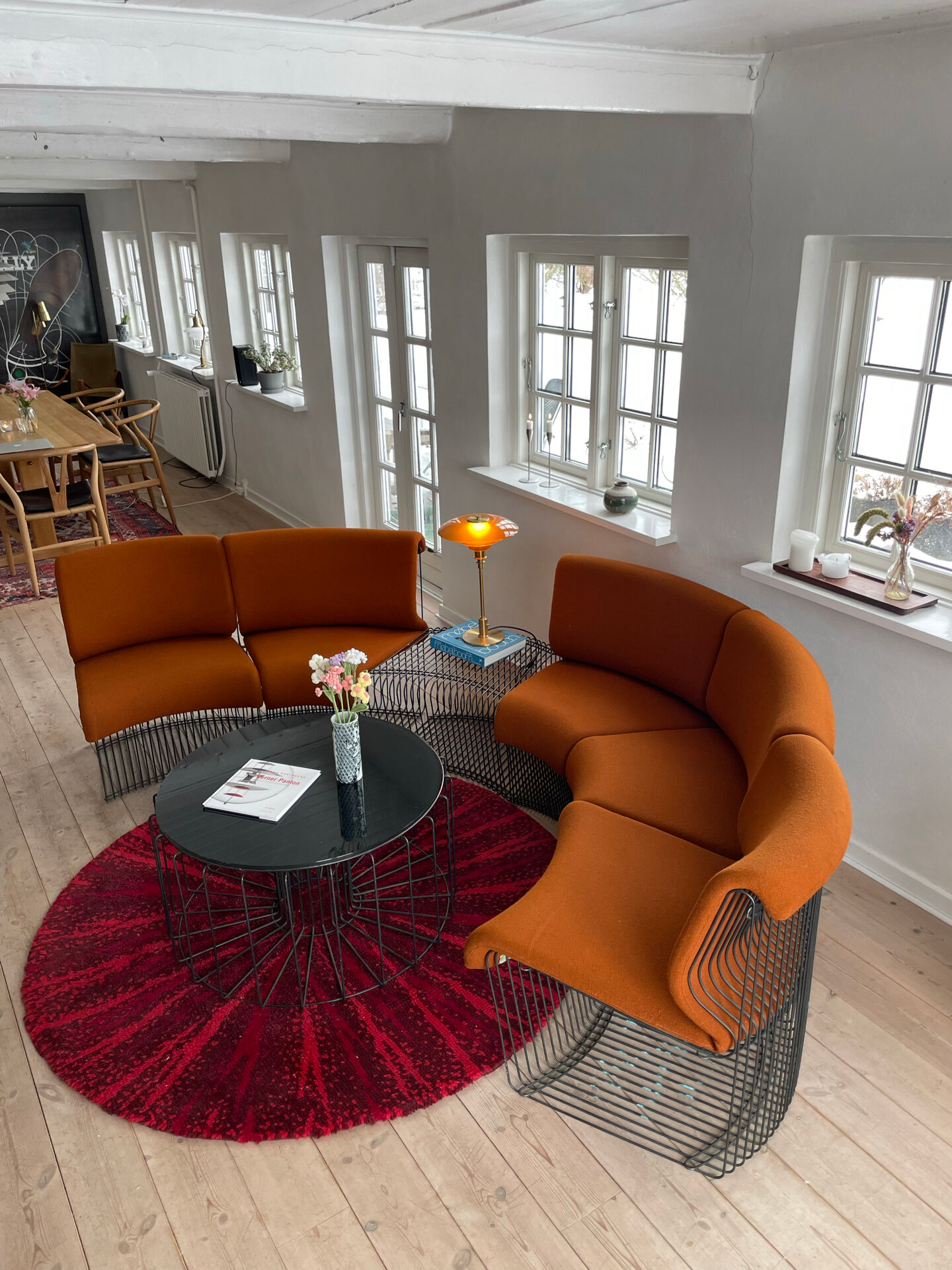 1ère édition du salon ‘Pantonova’ par Verner Panton