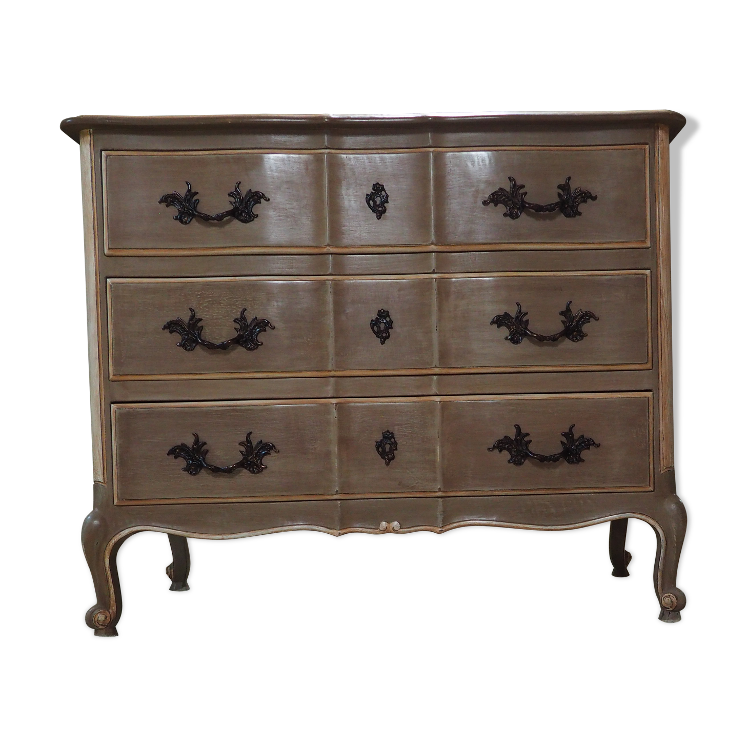 Chest of drawers patina crossbow