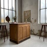 Early 20th century oak trade counter