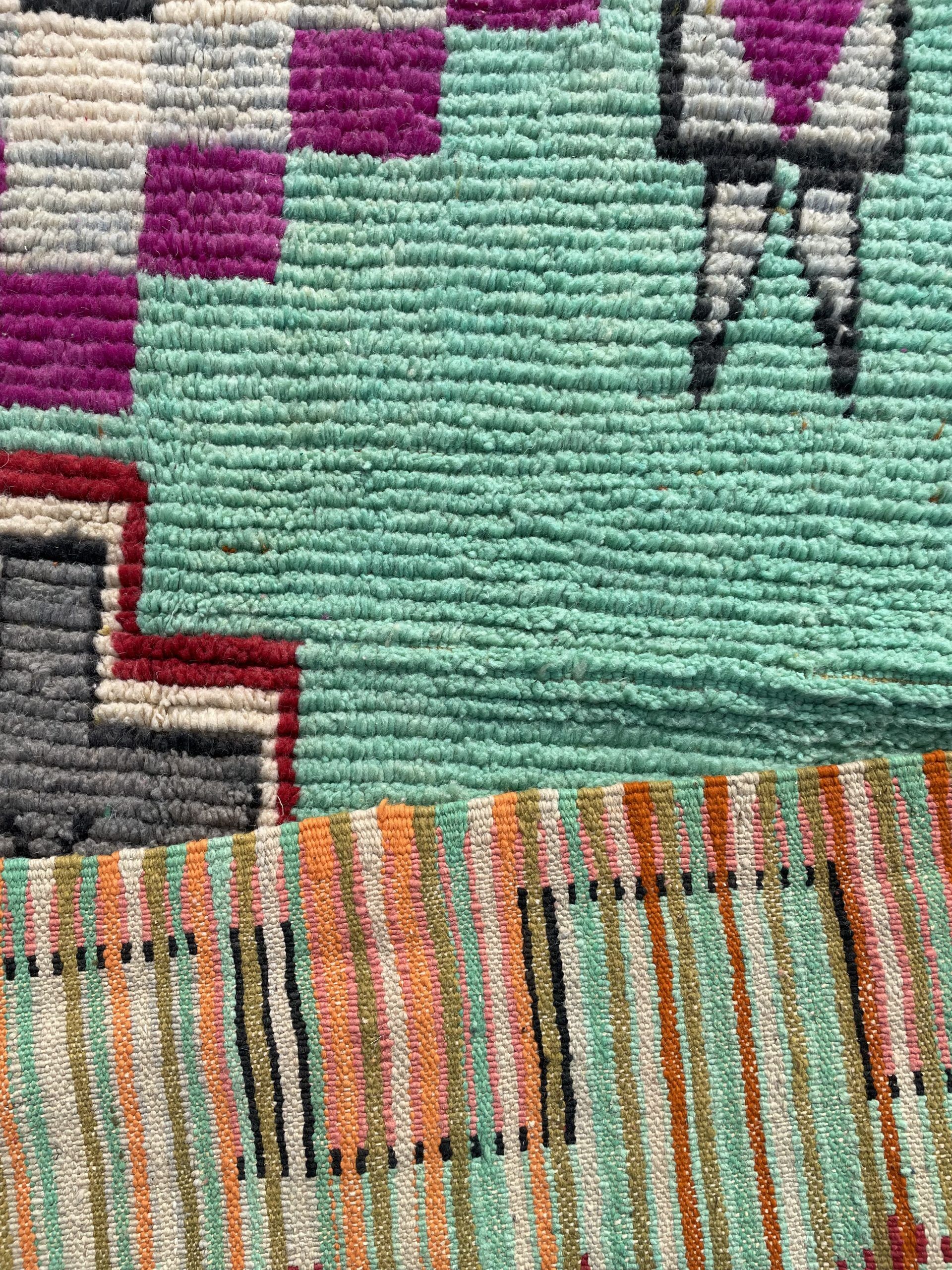 Large Moroccan Berber Carpet Boujad in Wool ideal Salon,