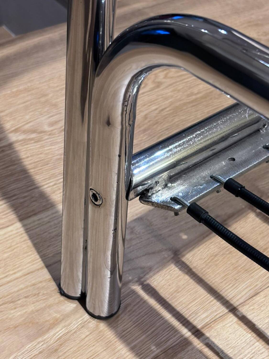 Pair of Gae Aulenti stringa armchairs