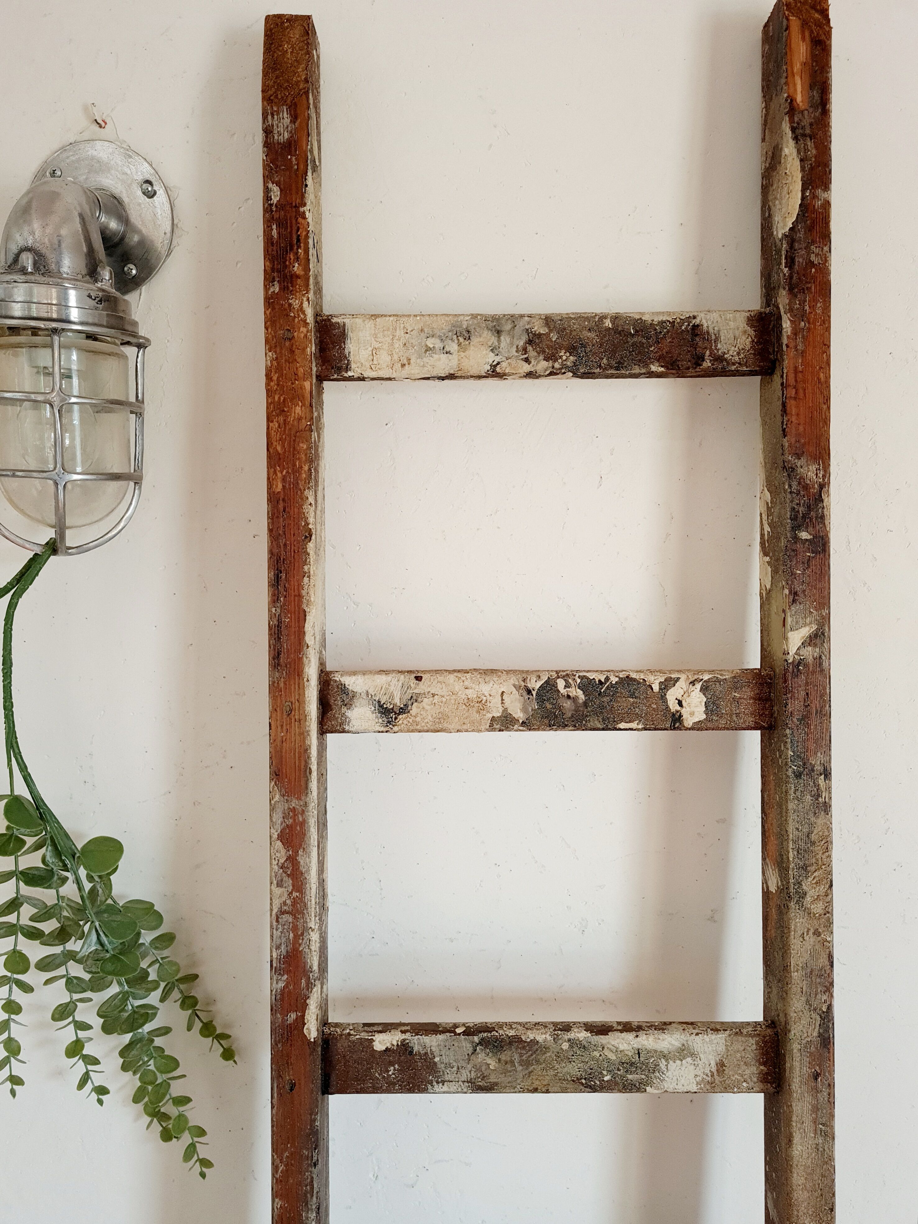 Ancient wooden painter painting scale