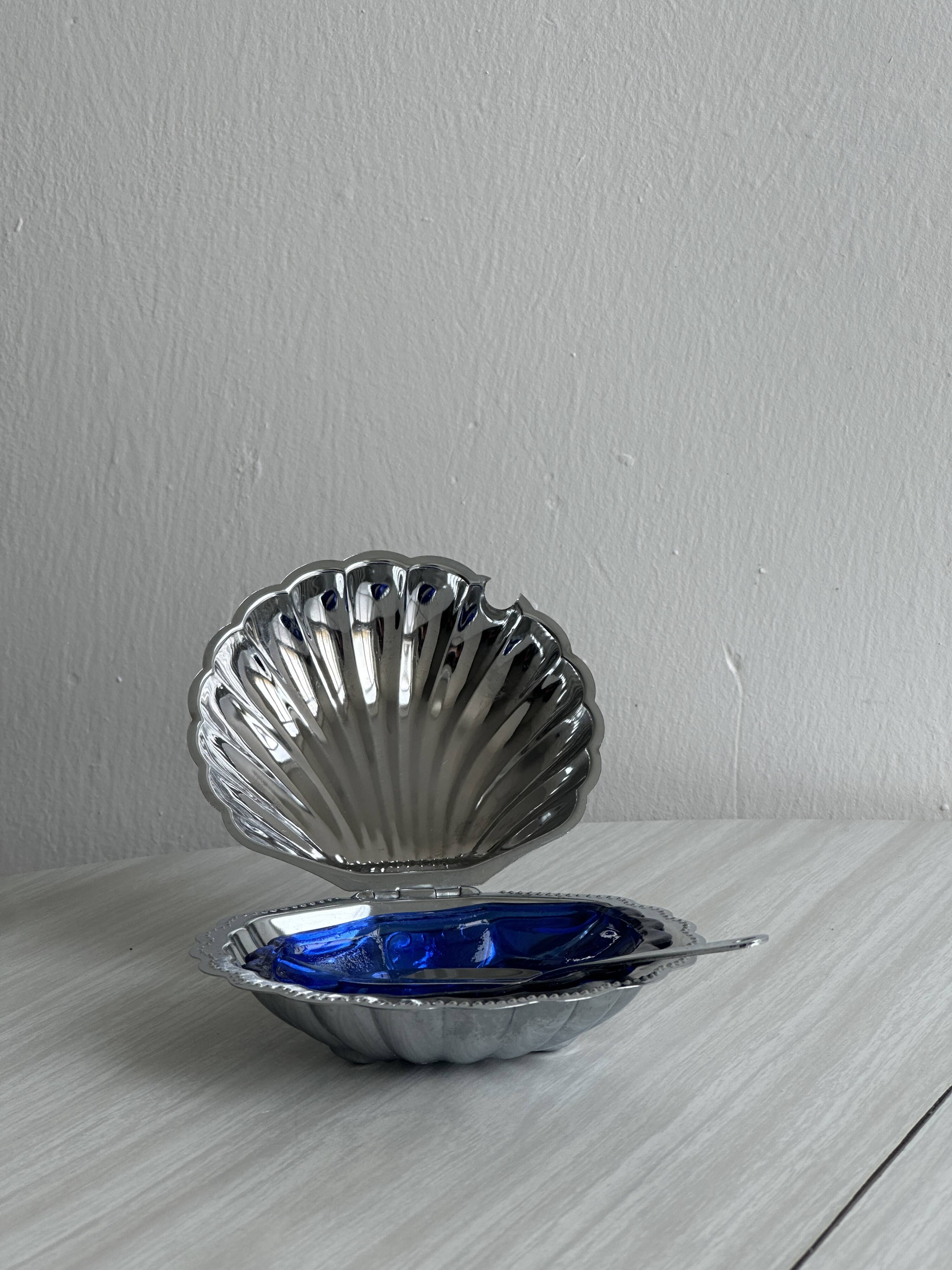 Antique shell butter dish in silver metal and blue glass