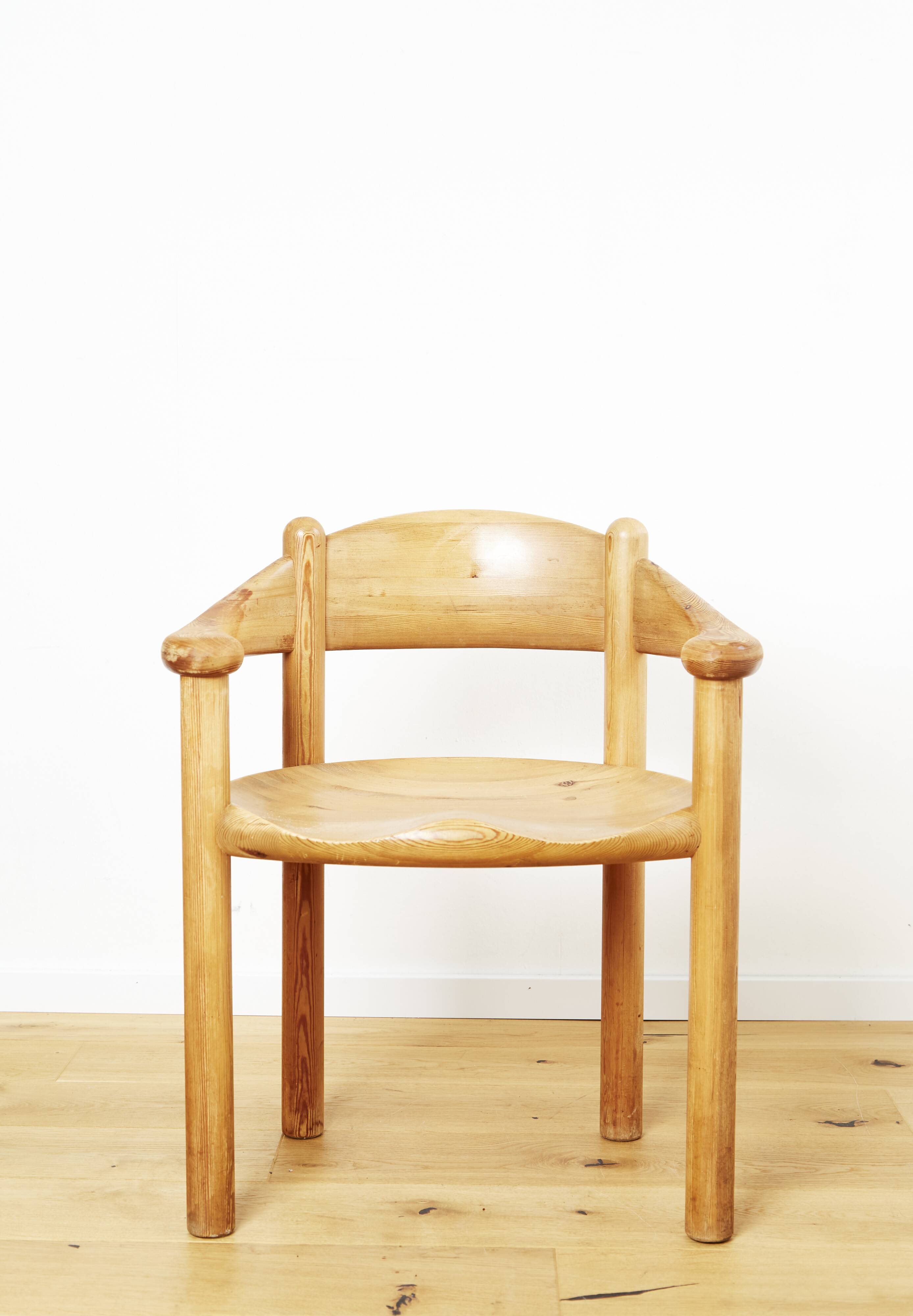 Dining chair designed by Rainer Daumiller for Hirtshals Sawmill.