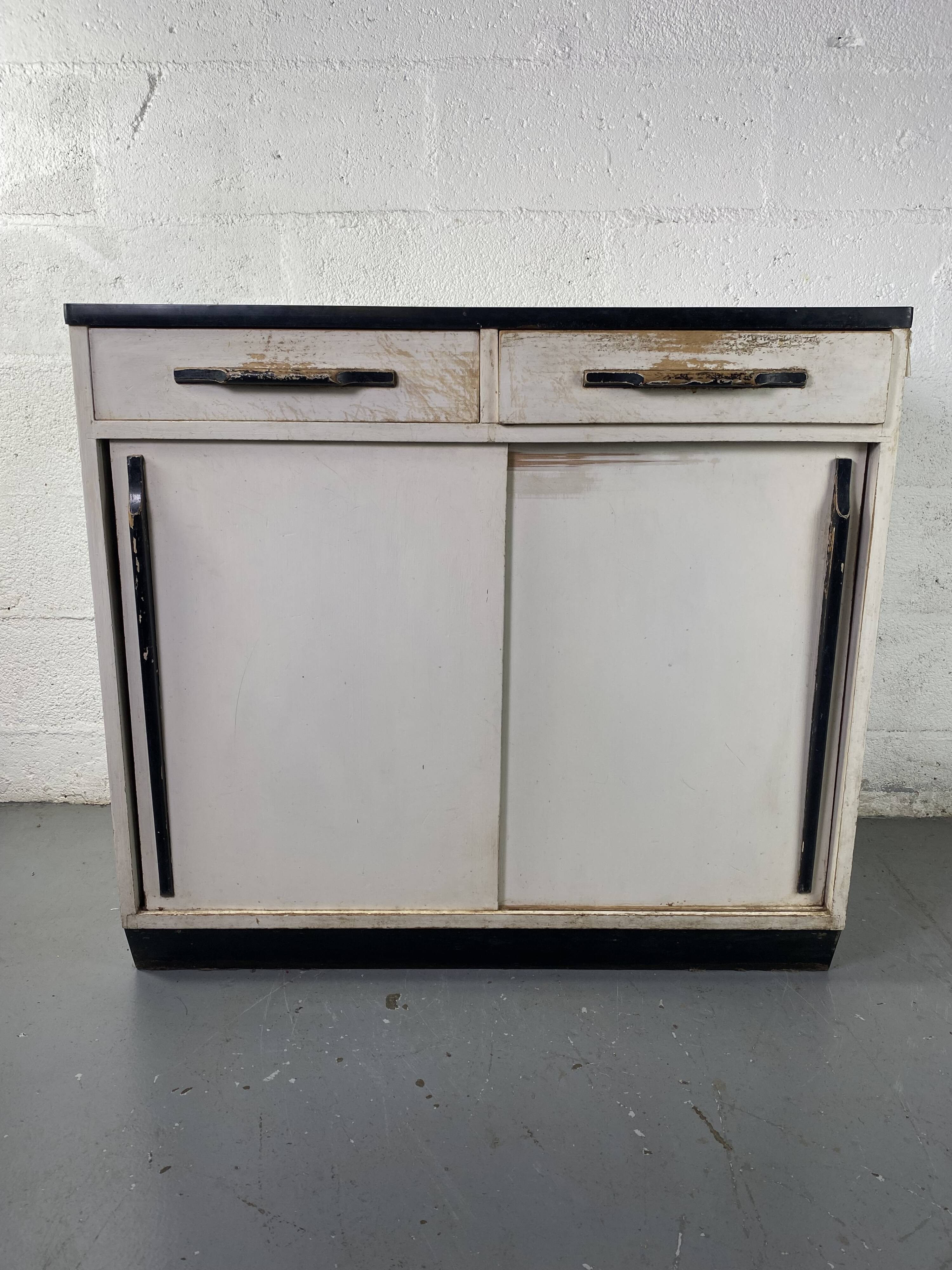 Kitchen sideboard in weathered Formica