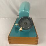 Sewing machine Ma Cousette circa 1960