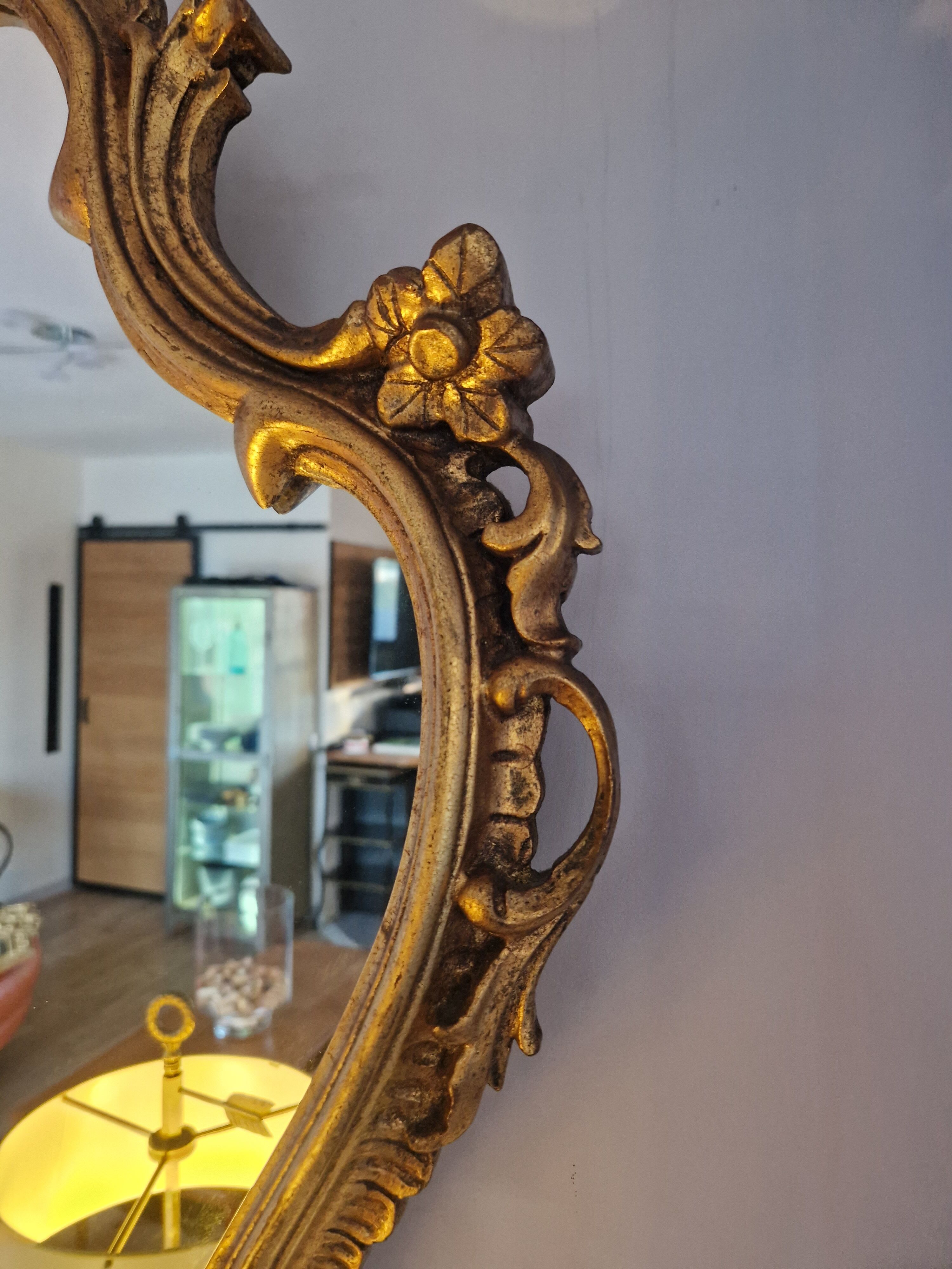 Golden baroque mirror 98 x 67 cm