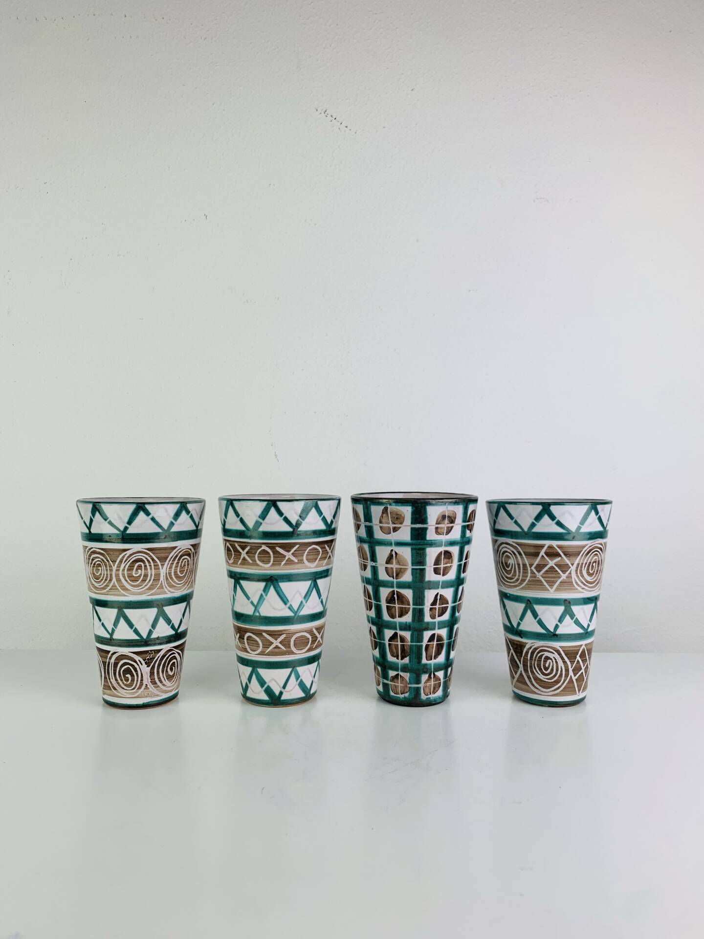 4 gobelets en céramique Robert Picault à Vallauris, années 60