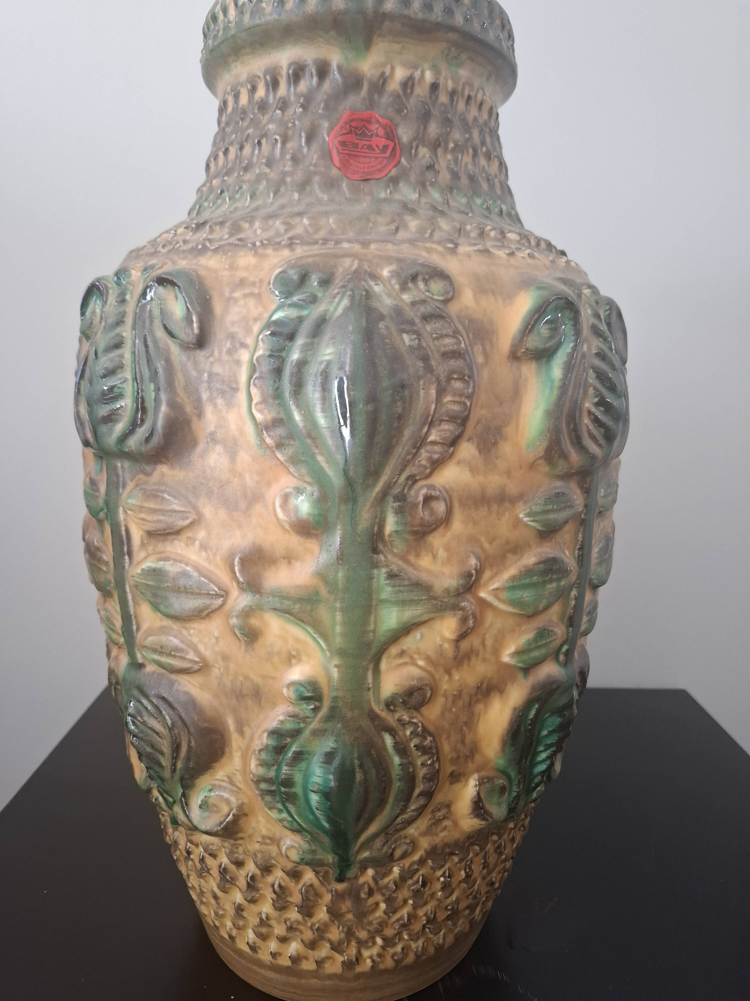 Large vase Bay Keramik