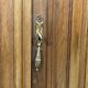 Armoire de chambre à glace d'époque Art déco en noyer et loupe d'orme