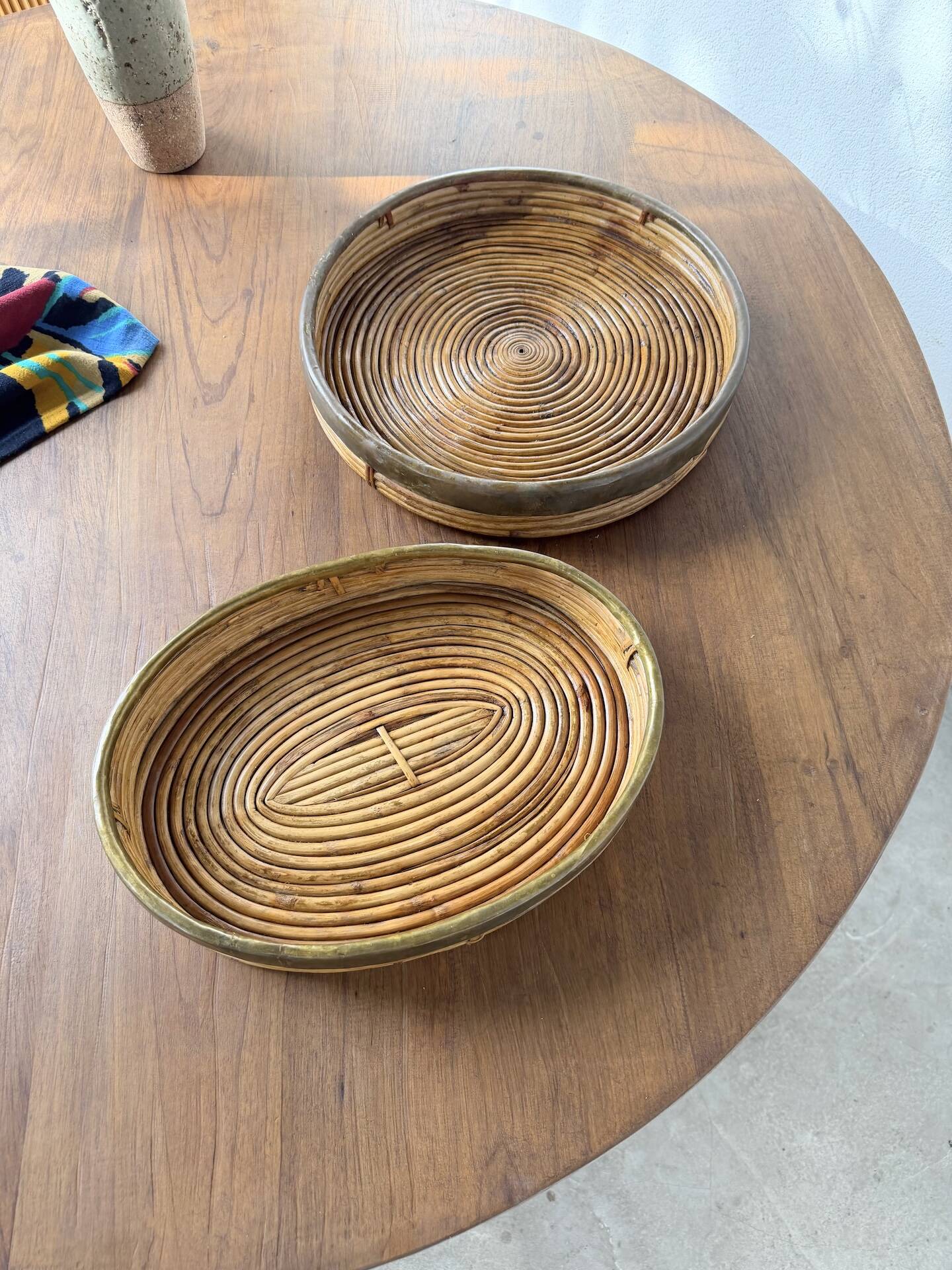 Round rattan and brass trays 1970 by Gabriella Crespi