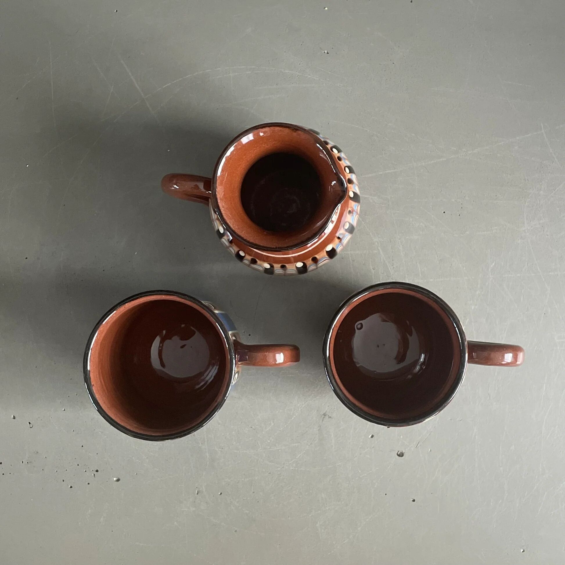 Cup and milk jug set - Bulgaria