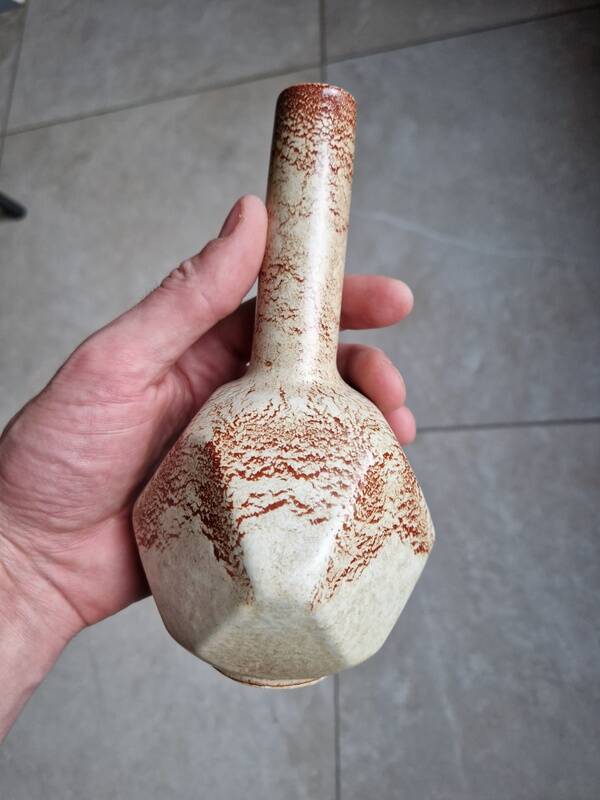 Roberto Rigon (Born in 1929) for Bertoncello (Italy) - Solo flower vase