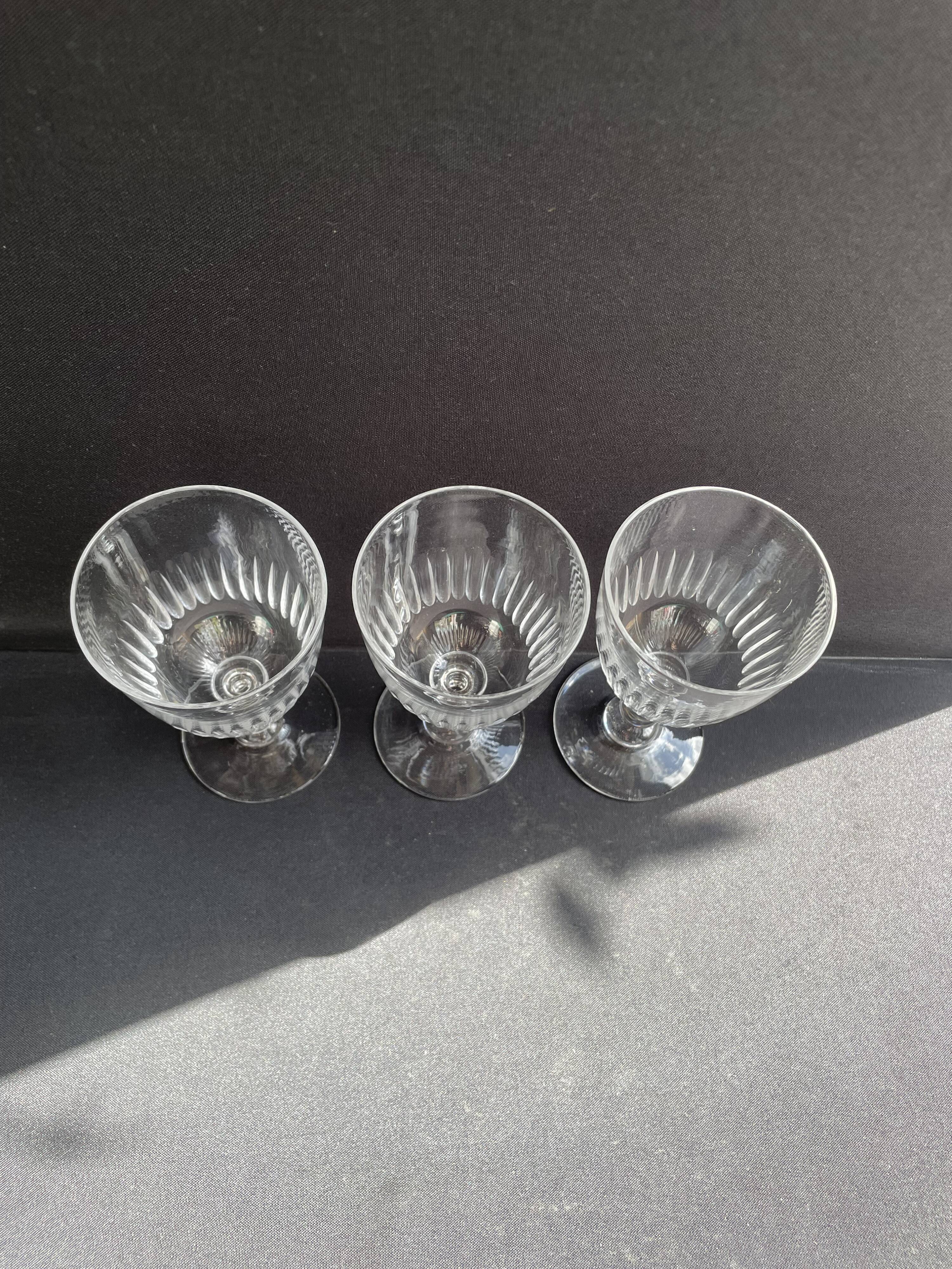 3 Water glasses – Blown and cut crystal