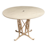 Table en tôle peinte salon de jardin ferronnerie 1950 piétement