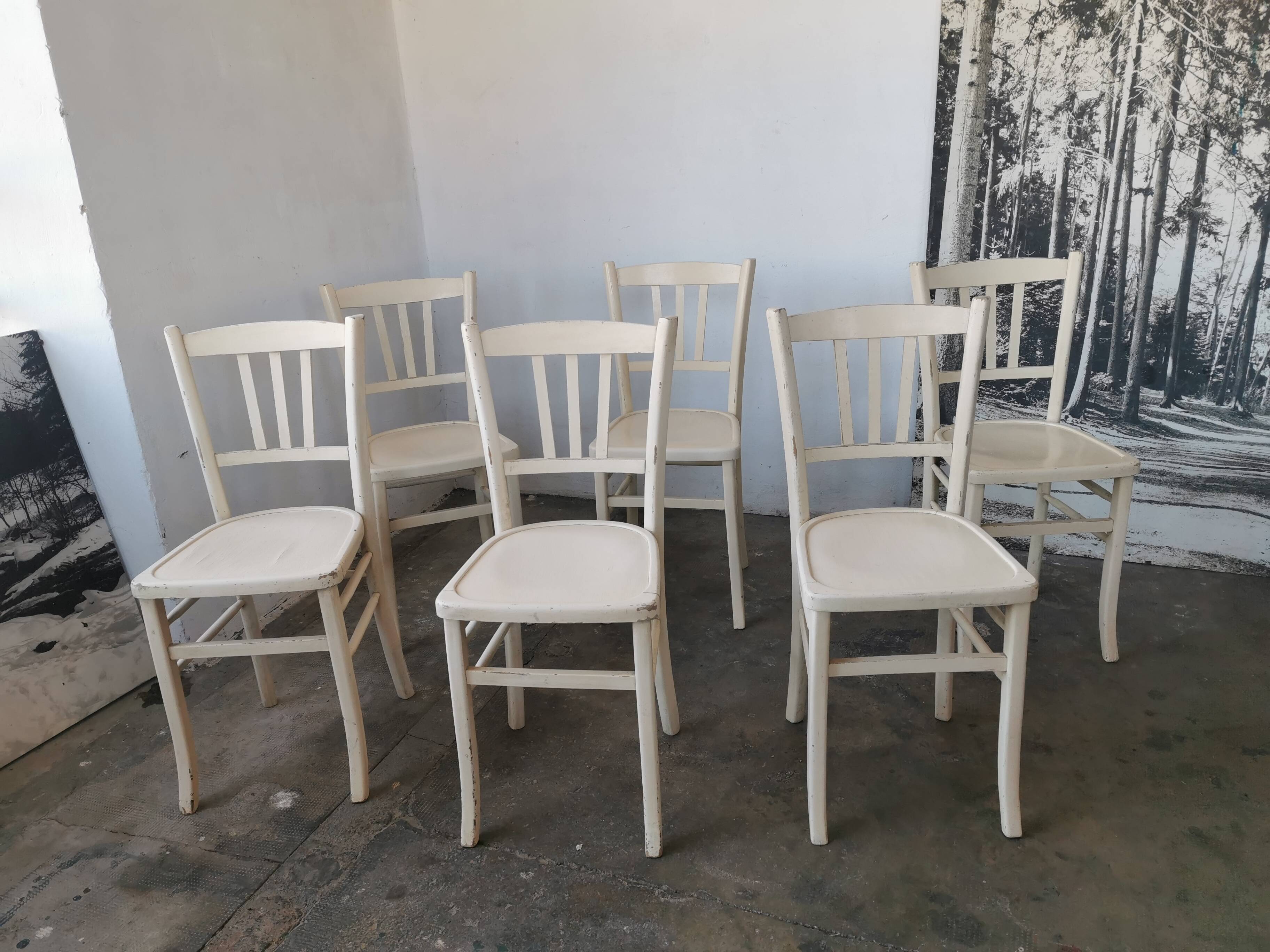Set de 6 chaises bistrot vintages blanches